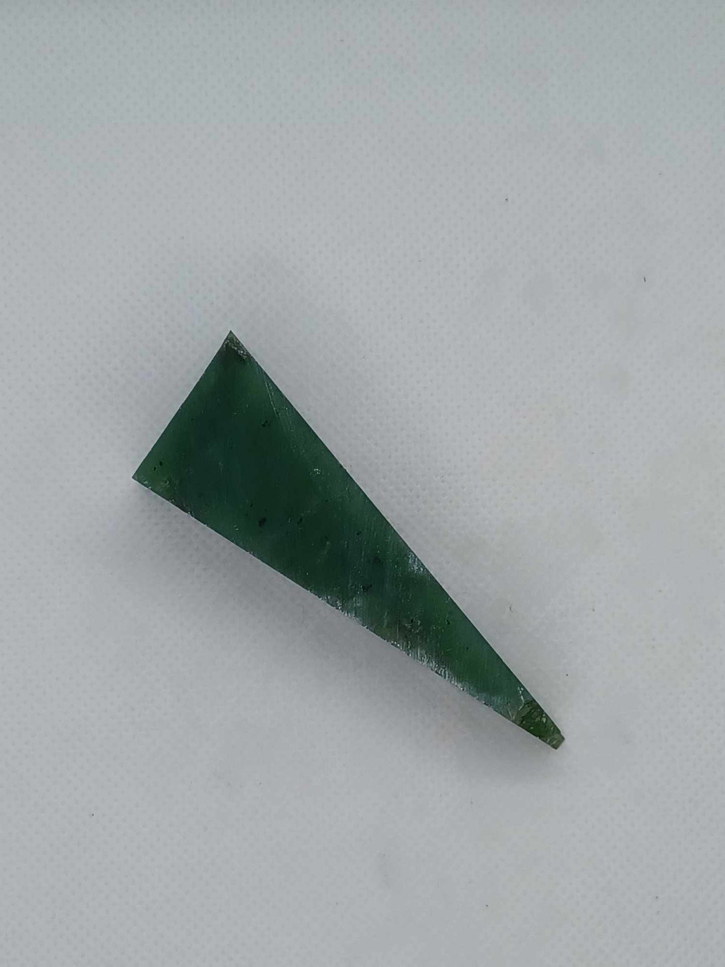 BC 软玉板(A 级)珠宝级