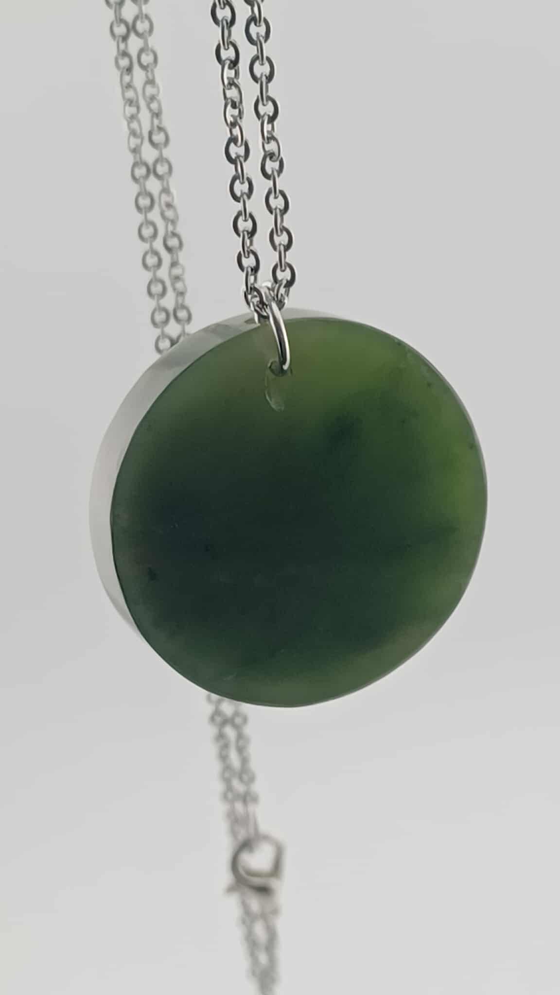 Canadian Cassiar Nephrite Jade Circle Pendant Necklace – High Translucency Jade Jewelry