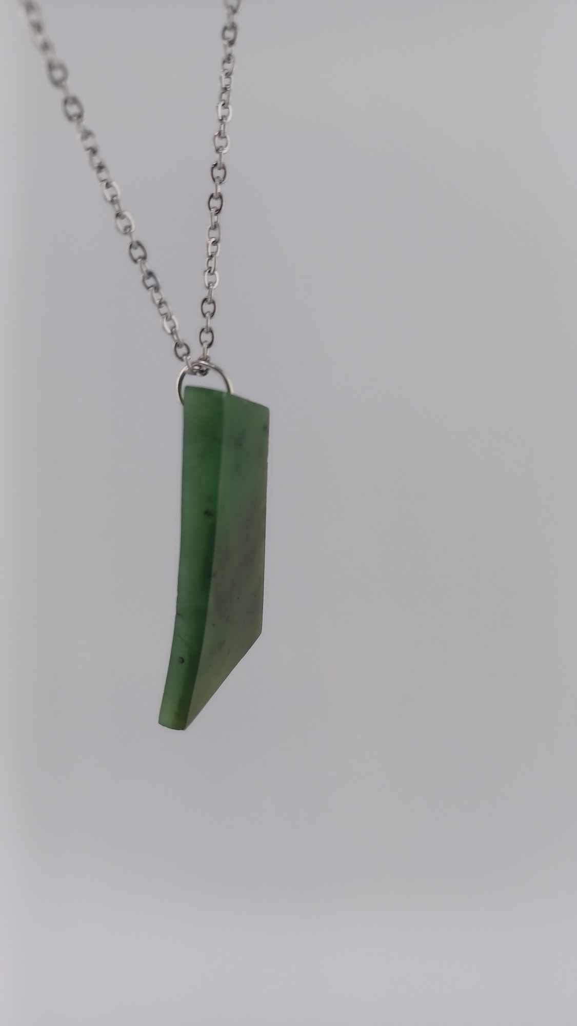 Jade Jewelry nephrite Jade Jadeite Rough uncut jade buy jade online wholesale necklace pendants slabs Type-A Grade-A Canadian Jade Guatemalan Jadeite Indonesian Flower Jade Raw Jade Buy Jade