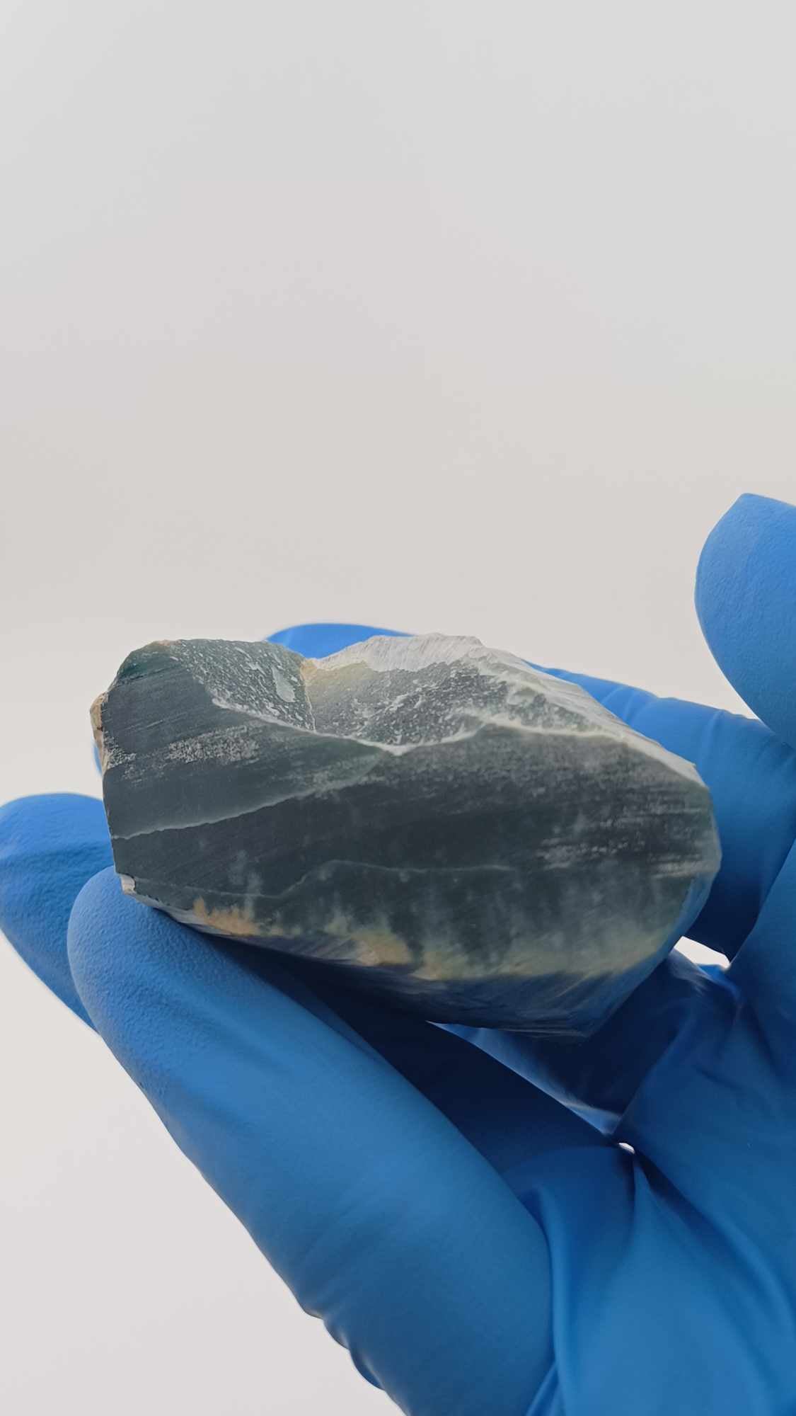 Jade Jewelry nephrite Jade Jadeite Rough uncut jade buy jade online wholesale necklace pendants slabs Type-A Grade-A Canadian Jade Guatemalan Jadeite Indonesian Flower Jade Raw Jade Buy Jade Sculpture Carving Burma Burmese icy ice Real Jade Translucency Translucent blue green Lavender
