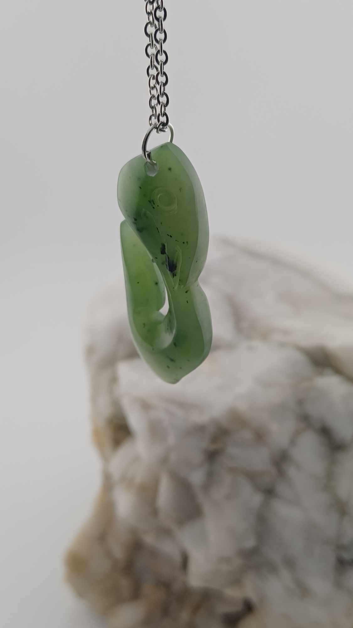 Grade-A Bird Nephrite Jade Hook Pendant Necklace - High Quality