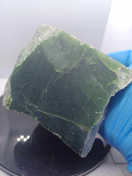 Polar BC Nephrite Jade Chunk - 1730g - Grade B