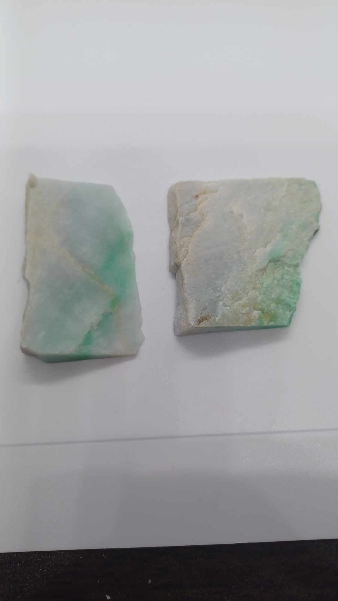 White & Green Jadeite - Two piece 58g - Grade B+