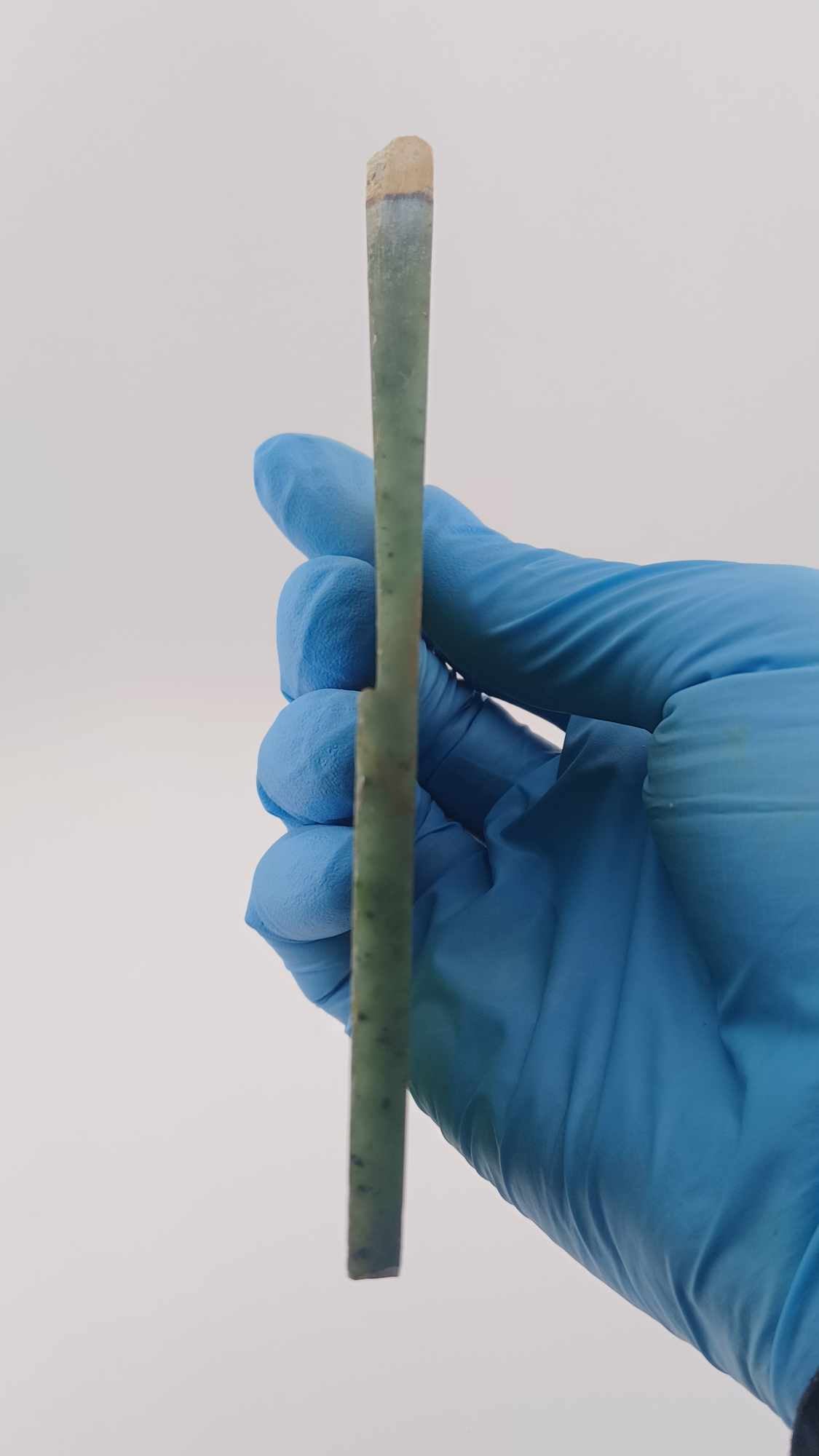 Grade-A Light Green Chromium Loaded Nephrite Jade - 91g - Thin Cut