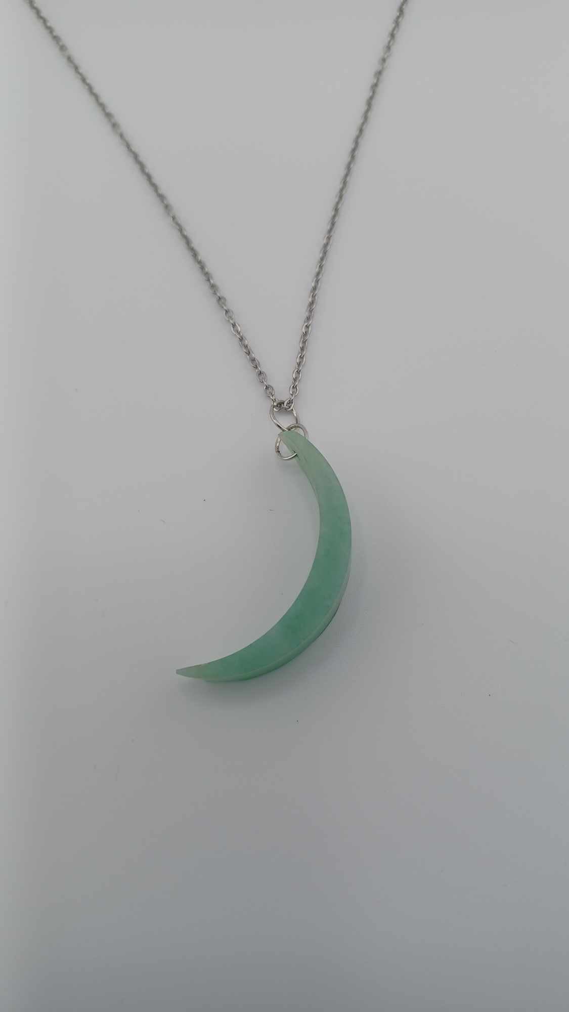 Jade Jewelry  nephrite Jade Jadeite Rough uncut jade buy jade online wholesale necklace pendants slabs Type-A Grade-A Canadian Jade Guatemalan Jadeite Indonesian Flower Jade Raw Jade Buy Jade Sculpture Carving Burma Burmese icy ice Real Jade